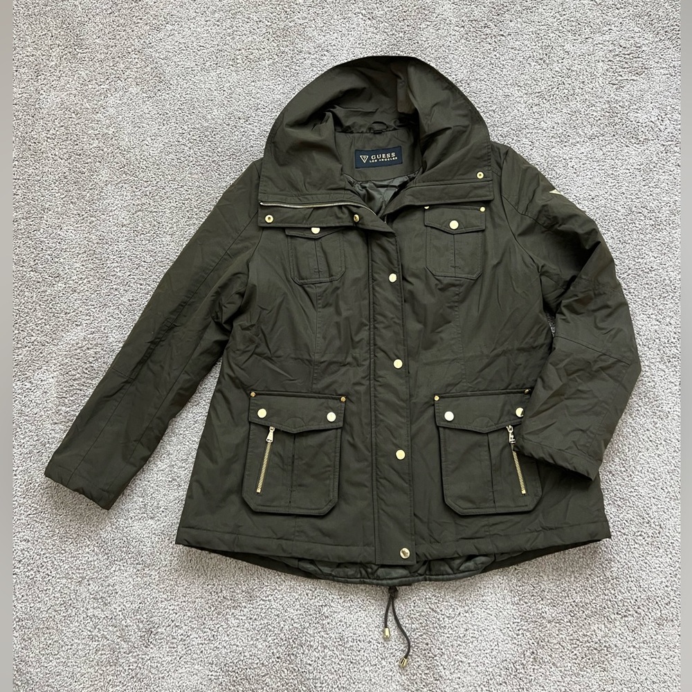 🤑 Women’s Guess Coat